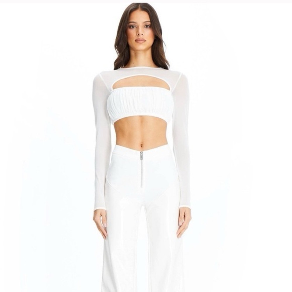 I AM GIA ANYA WHITE CROP TOP